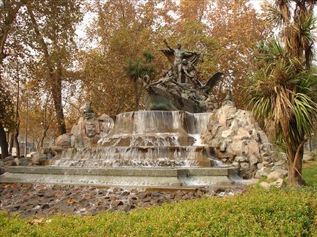 La Fuente Alemana del Parque Forestal, muy creca del lugar del recital. foto turistik