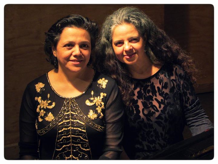 Paulina Zamora y Karina Glasinovic, intregrantes del Dúo Mistral. foto visionescriticas