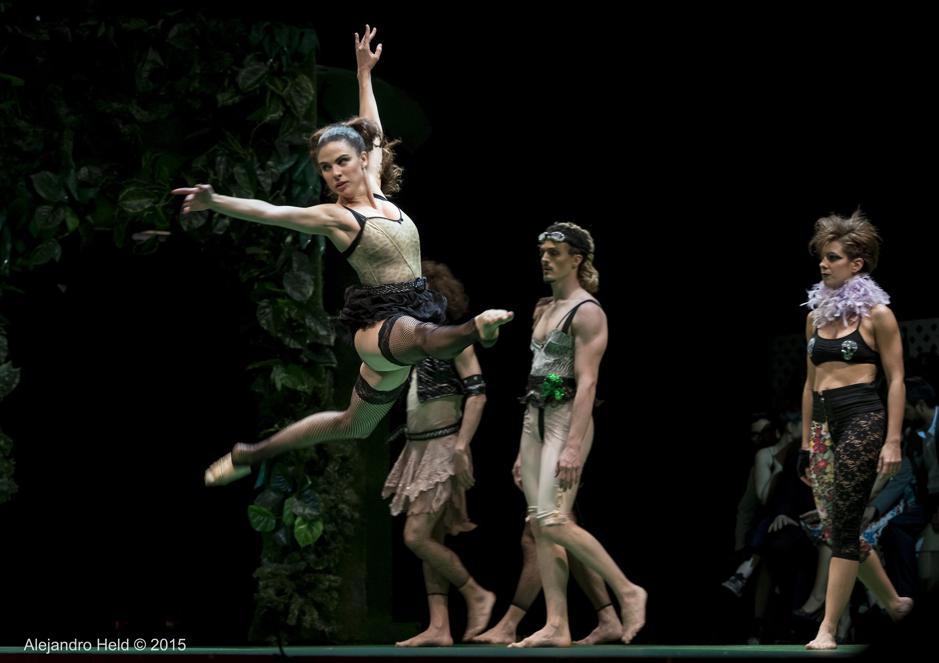 El Ballet en una de las escenas. foto Alejandro Held