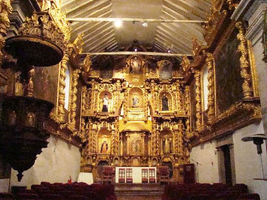 Altar del Monasterio de San Antonio Abad en El Cuzco, donde se realizó el estreno de "Venid, venid Deidades" foto tripadvisor