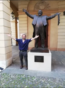 Gira de a Japon del Teatro Pavarotti Modena Trovatore